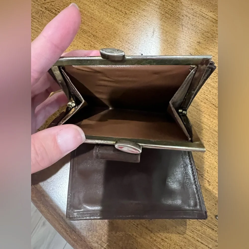 Christian Dior Vintage kiss lock wallet